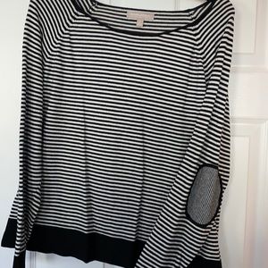 Black and white Sweater